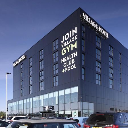 Village Hotel Basingstoke Dış mekan fotoğraf